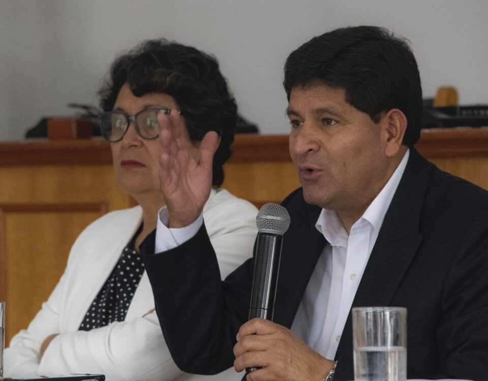 Gobernador de Arequipa, Rohel Sánchez